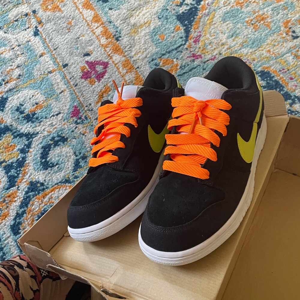 Nike dunk low cl black lime orange laces not sb